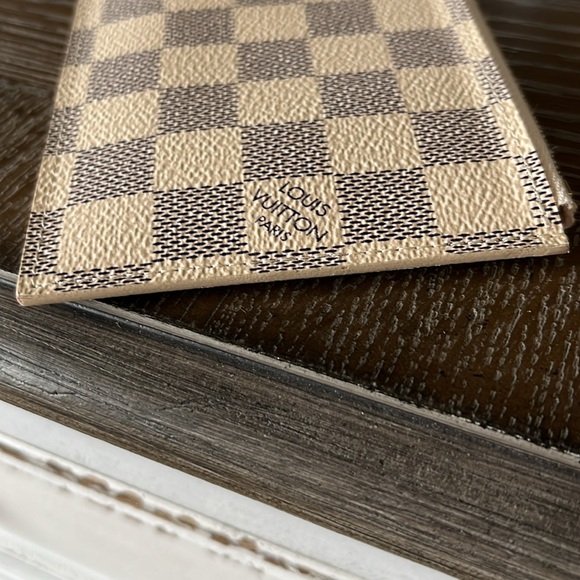 Louis Vuitton Felice Damier Azure Pouch - Picture 7 of 11